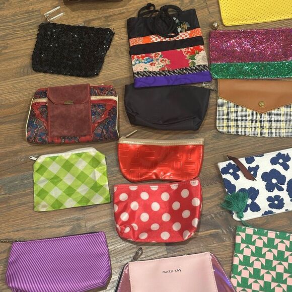 Bag mini’s epsy , Mary Kay ect bundle  mini, coin, excellent condition 26 total - Picture 8 of 12